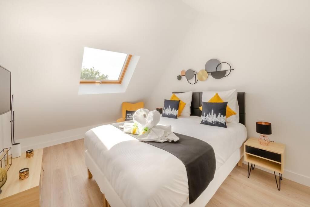 דירות Villejust New York House מראה חיצוני תמונה
