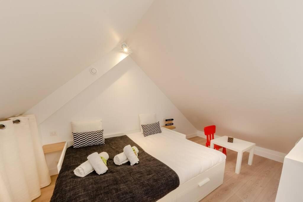 דירות Villejust New York House מראה חיצוני תמונה